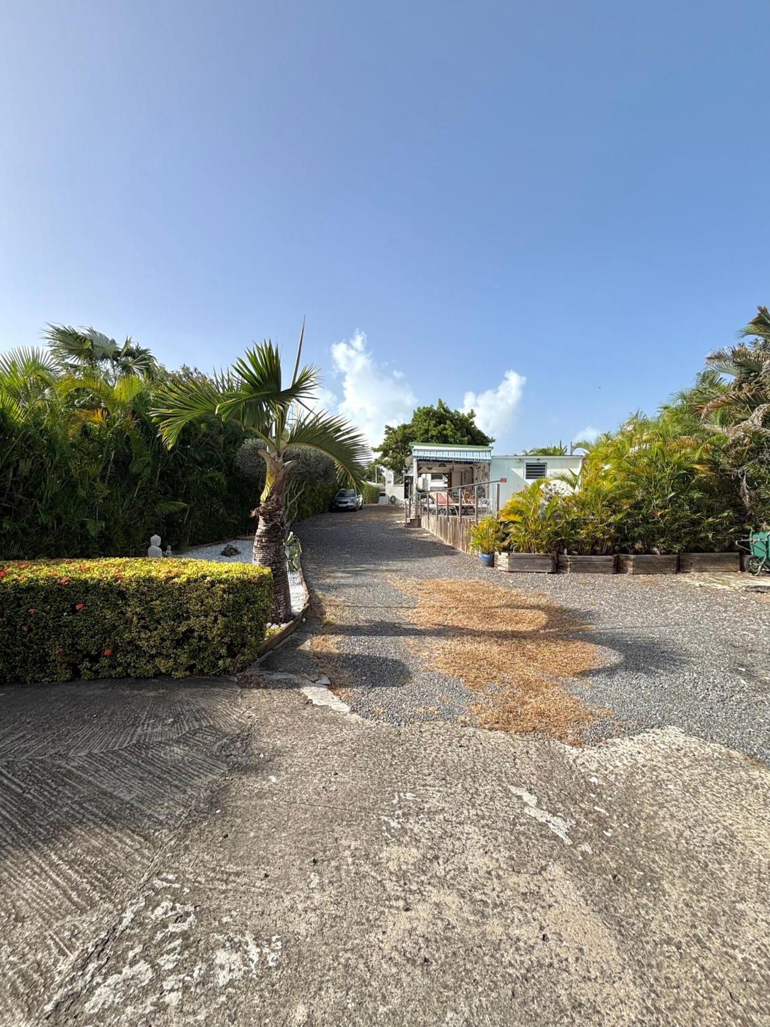 Gites Les Bienheureux - Piscine, Hamak, Terrasse アンス＝ベルトラン エクステリア 写真